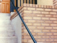 iron-anvil-handrails-wall-mount-pipe-03