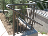 iron-anvil-railing-double-top-simple-watts-bonnemart-rail-2