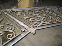 iron-anvil-railing-scrolls-and-patterns-european-12-455-messina-i