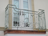 iron-anvil-railing-scrolls-and-patterns-european-circles-keller-balcony-3