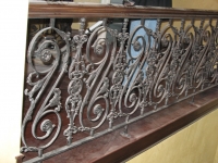 iron-anvil-railing-scrolls-and-patterns-repeating-casting-rail-integrated-13084-3