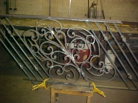 iron-anvil-railing-scrolls-and-patterns-window-bishop-curved-rail-2