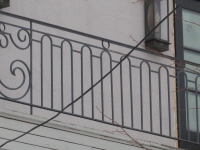 iron-anvil-railing-scrolls-and-patterns-window-top-circles-graner-scroll-rail-loop-arlington-slc-3