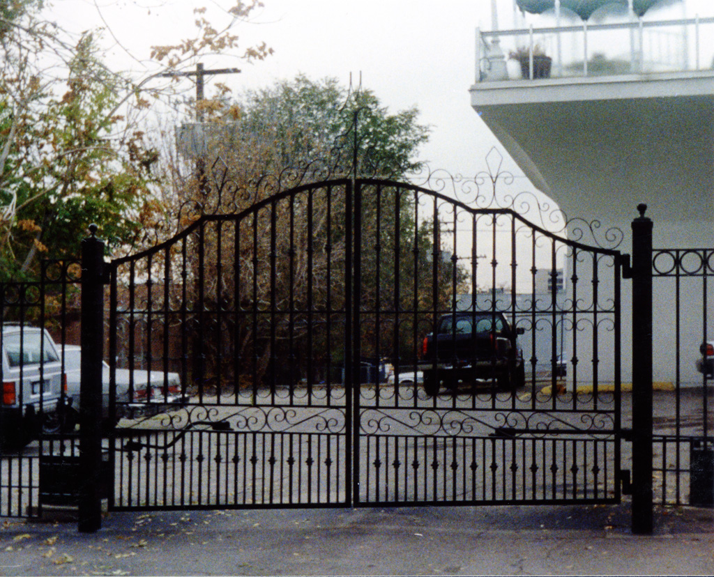 iron-anvil-gates-by-others-driveway-french-arch-off-north-temple