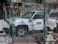iron-anvil-gates-by-others-man-scroll-built-by-ferris-keller-2
