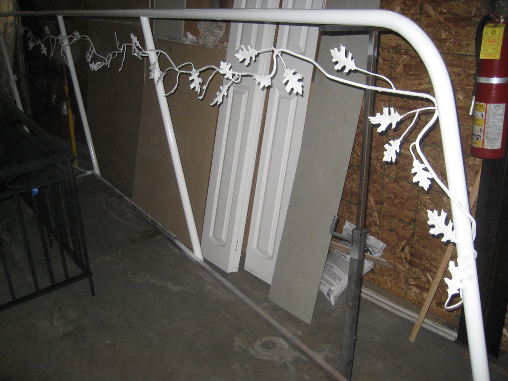 iron-anvil-handrails-post-mount-vine-xx-xx01-2