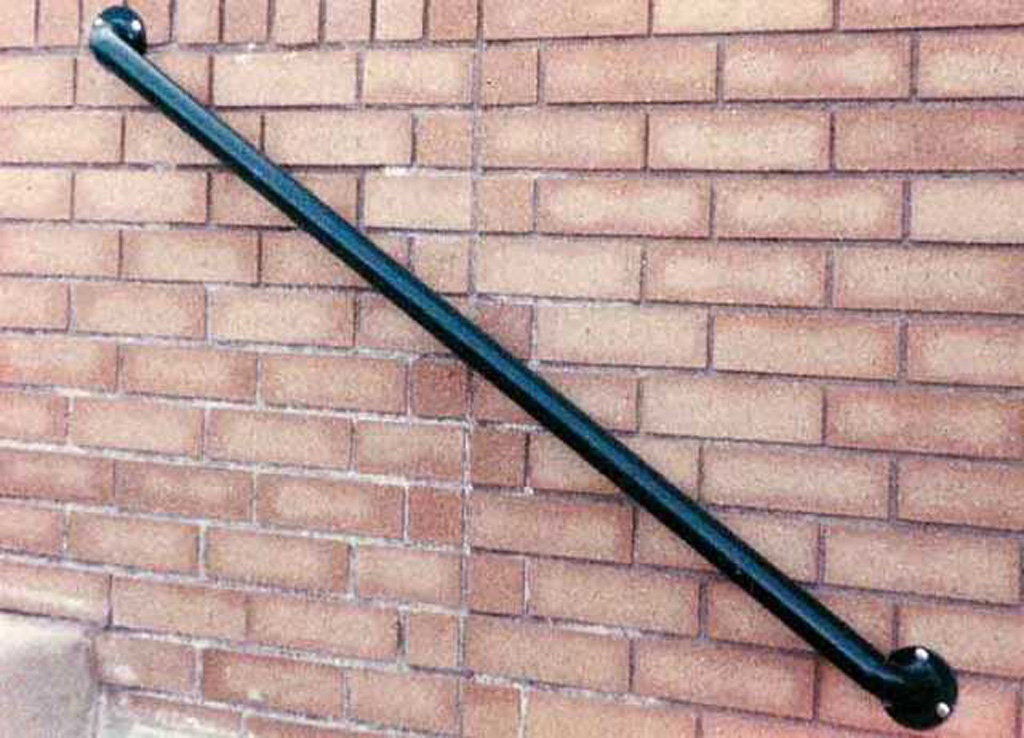 iron-anvil-handrails-wall-mount-pipe-0