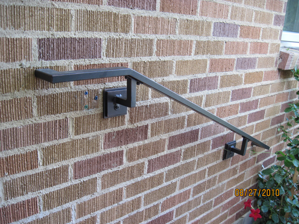 iron-anvil-handrails-wall-mount-tube-rectangular-bronston-ken-mary-b
