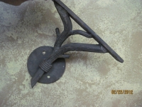 iron-anvil-handrails-wall-mount-brackets-twig-3