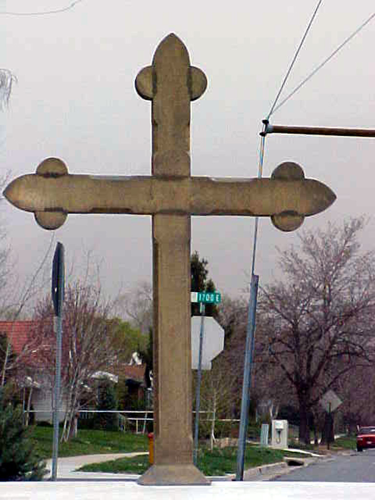 iron-anvil-other-items-religious-cross-brass-wasatch-presbyterian-1