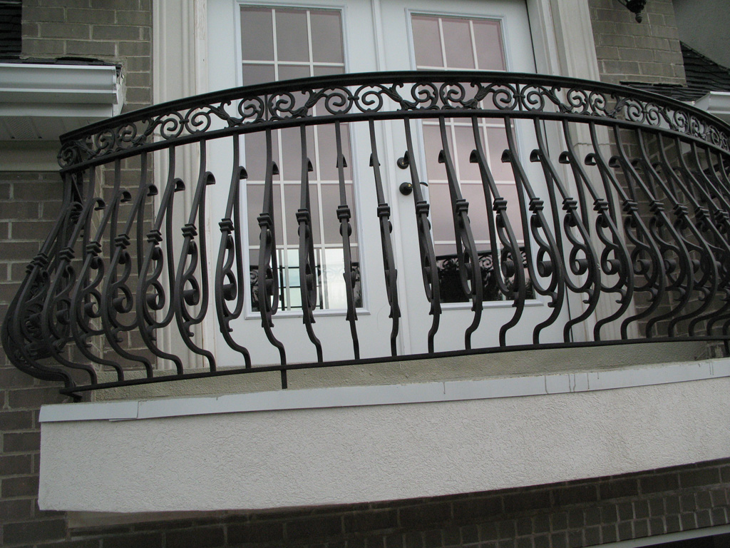 iron-anvil-railing-belly-rail-double-top-square-casting-hopkins-in-highland-2