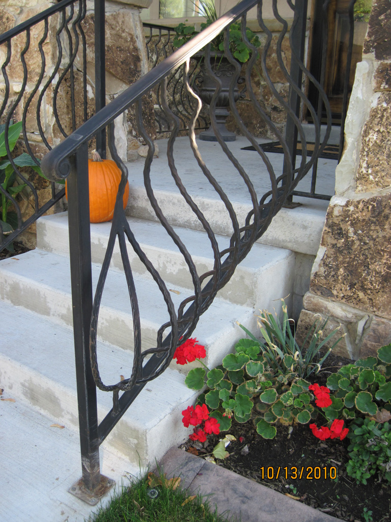 iron-anvil-railing-belly-rail-single-top-square-xx-xxxx-embossed