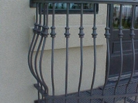 iron-anvil-railing-belly-rail-single-top-round-collars-prows-rose-juliette-balcony-2