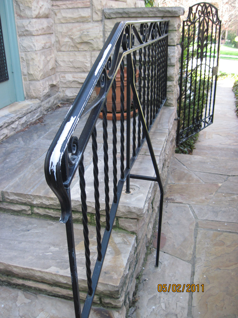 iron-anvil-railing-by-others-cowan-15464-rail-gate-repaint-4