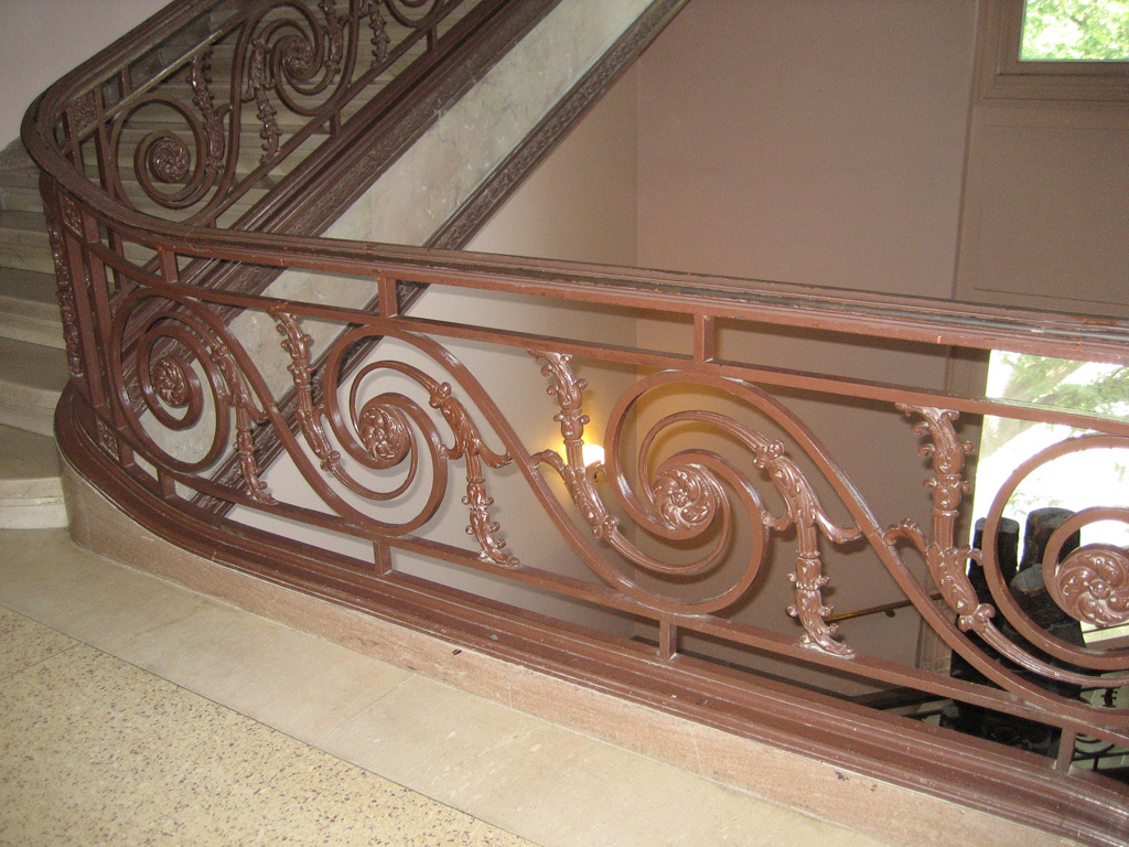 iron-anvil-railing-by-others-scroll-castings-washington
