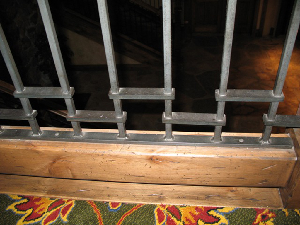 iron-anvil-railing-by-others-stien-erickson-lodge-3