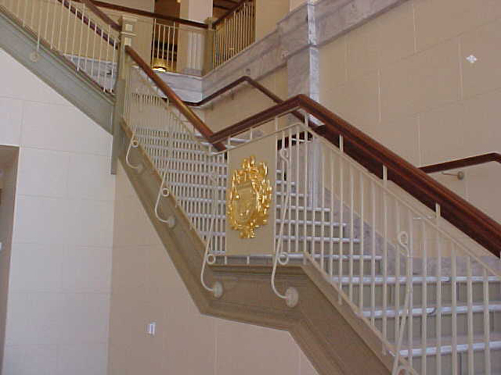 iron-anvil-railing-double-top-simple-state-capitol-entry-2