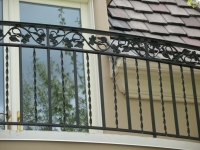 iron-anvil-railing-double-top-valance-casting-twist-chateau-on-the-green-3