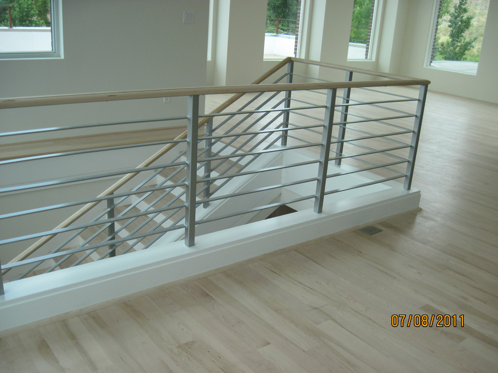 iron-anvil-railing-horizontal-flat-bar-steel-pattern-urban-h-street-unit-b-12