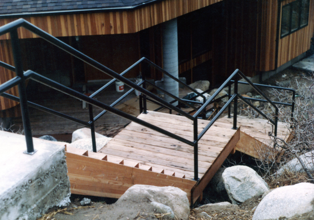 iron-anvil-railing-horizontal-pipe-xxxx20-4