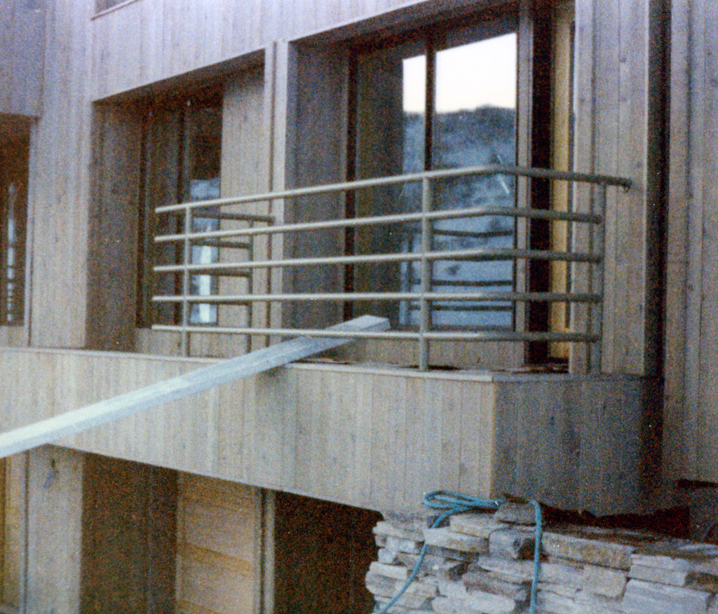 iron-anvil-railing-horizontal-pipe-xxxx20-6