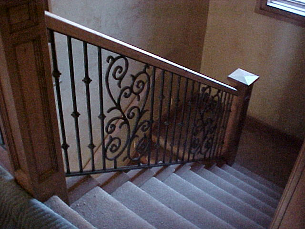 iron-anvil-railing-scrolls-and-patterns-double-panels-castings-r148-rail-2