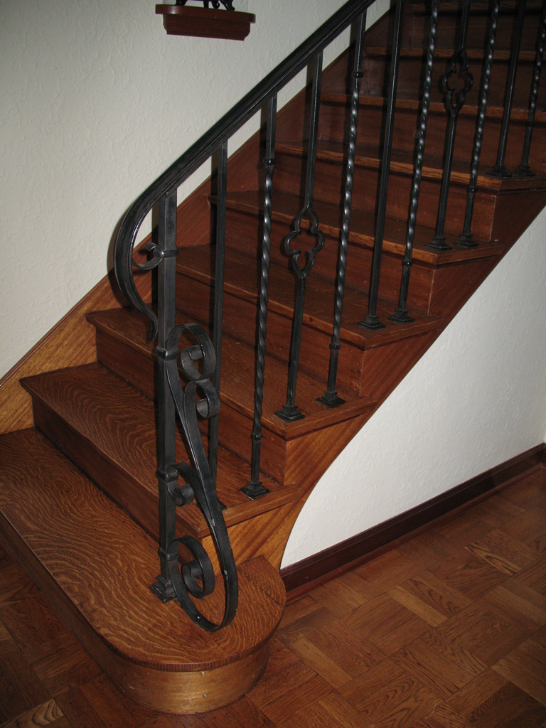 iron-anvil-railing-scrolls-and-patterns-picket-castings-twist-steel-pattern-julie-lapine-harvard-2