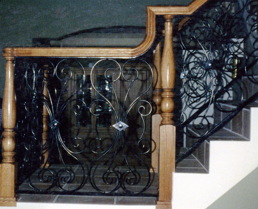 iron-anvil-railing-scrolls-and-patterns-repeating-bountiful-12-4512-2