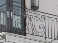 iron-anvil-railing-scrolls-and-patterns-window-top-circles-graner-scroll-rail-loop-arlington-slc-2
