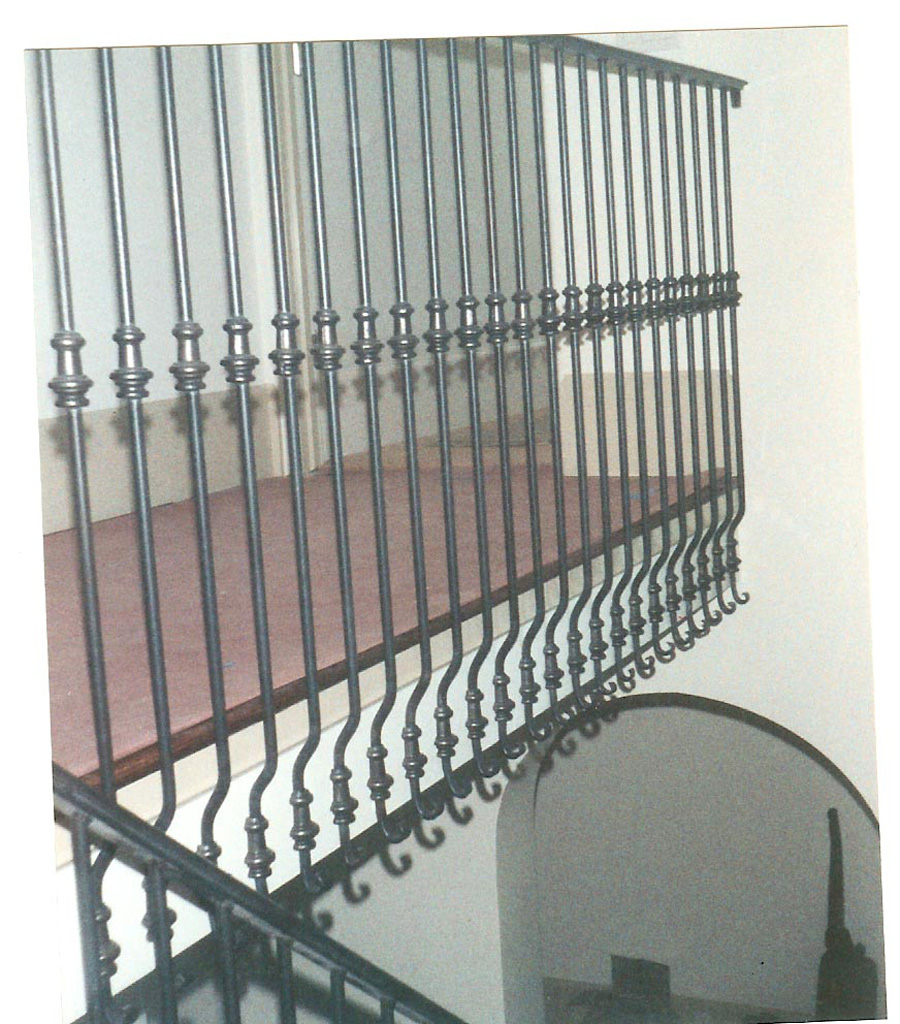 iron-anvil-railing-single-top-collars-side-mount-doran-taylor-home-29-1711-1