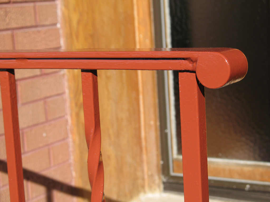 iron-anvil-railing-single-top-twist-tew-design-cable-rail-14471-7