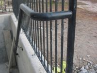 iron-anvil-railing-single-top-pipe-top-united-contractor-temple-on-redwood-rd-1