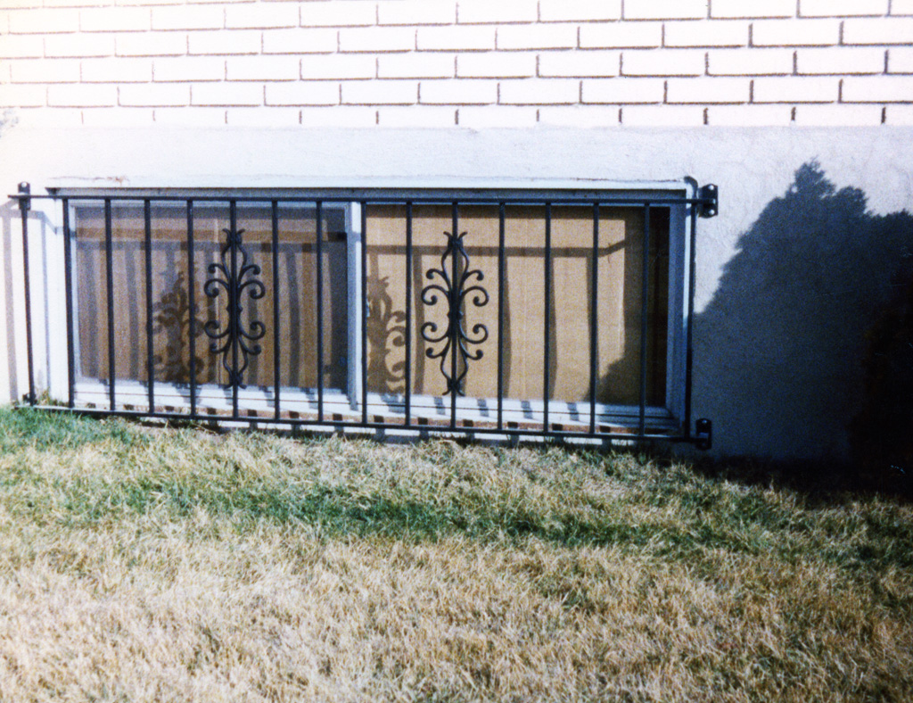 iron-anvil-security-window-guards-lower-window
