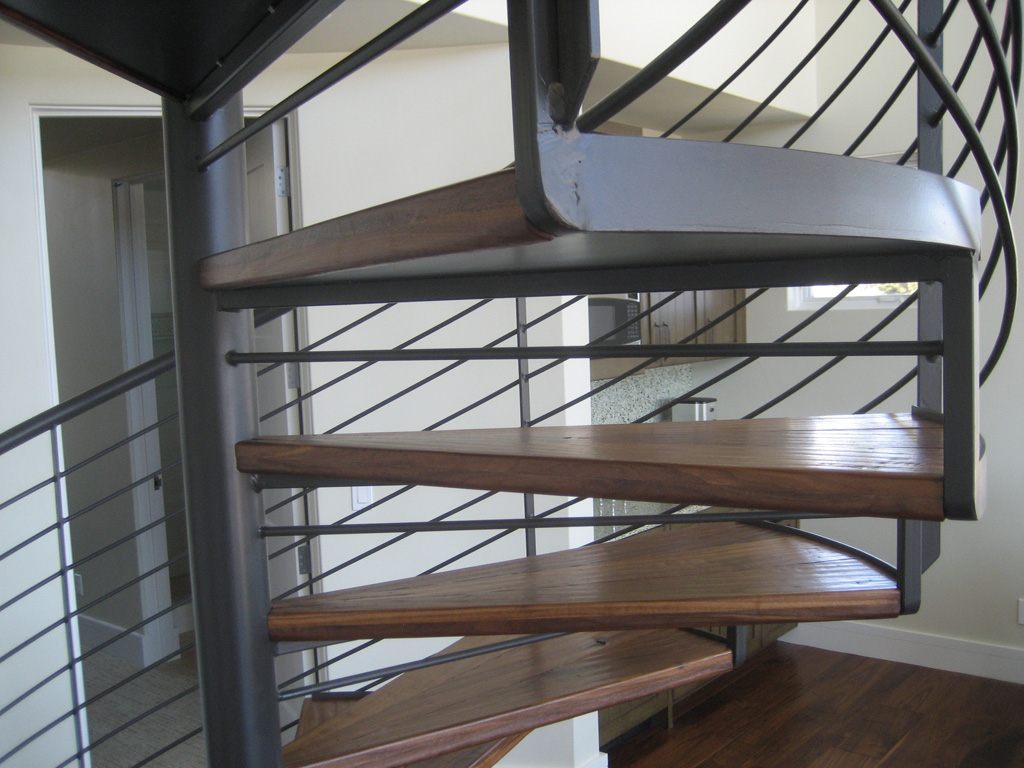 iron-anvil-stairs-spiral-wood-sletta-14338-t2